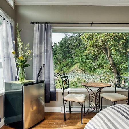 Boathouse Hotel Duncan Luaran gambar